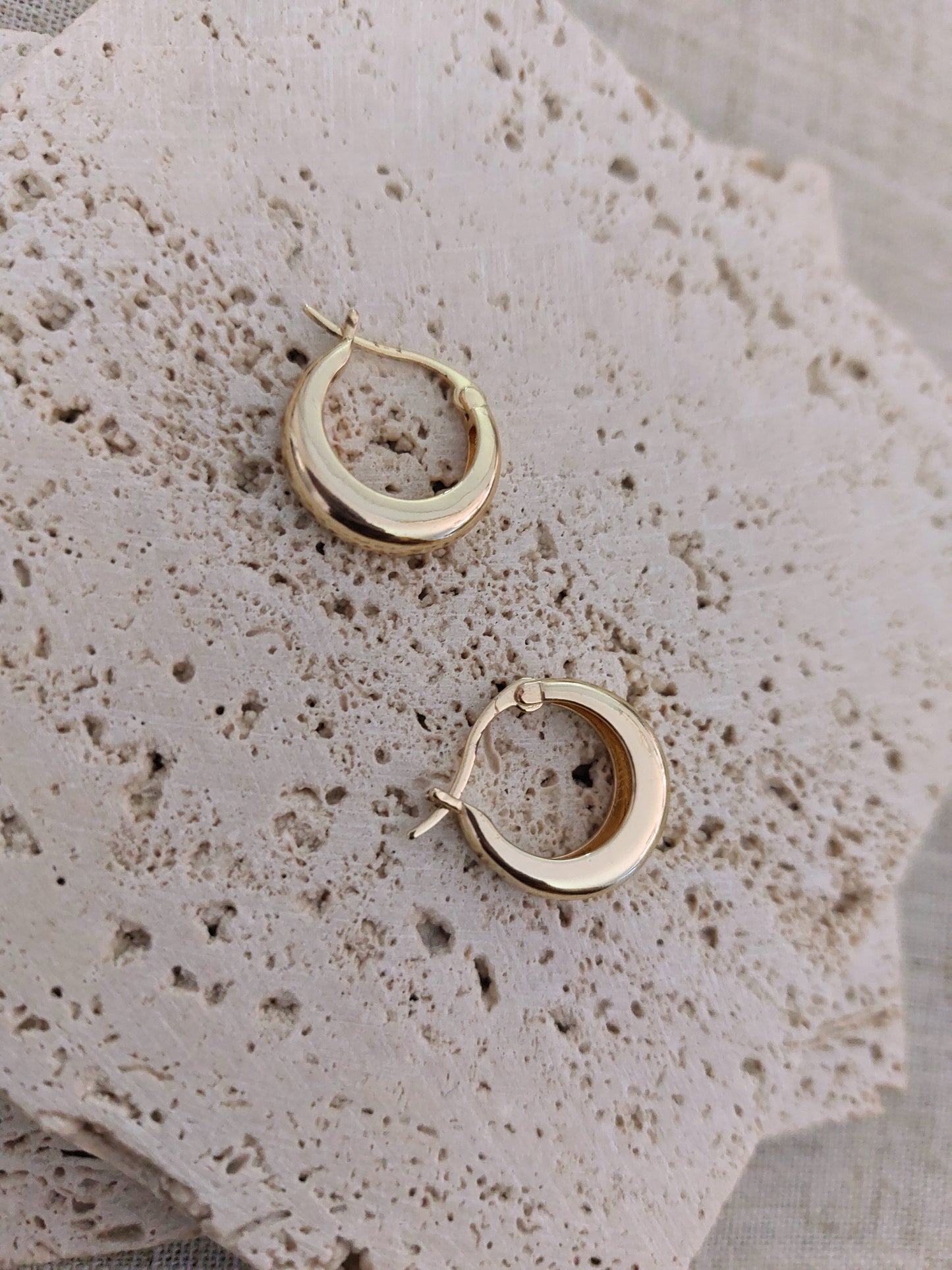 Daisy Chain Hoop Earrings