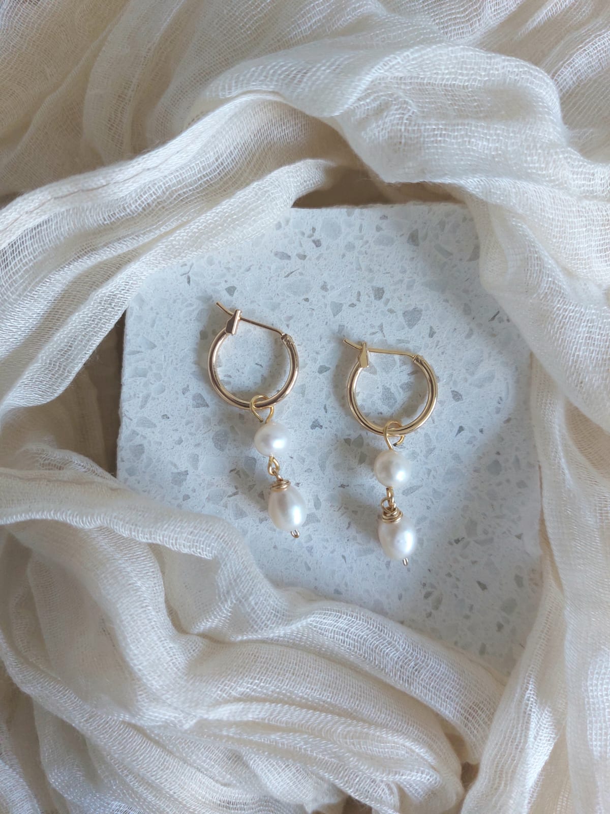 Cora Mini Hoop Earrings