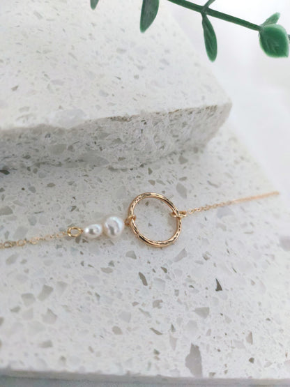Tatia Pearl Bracelet